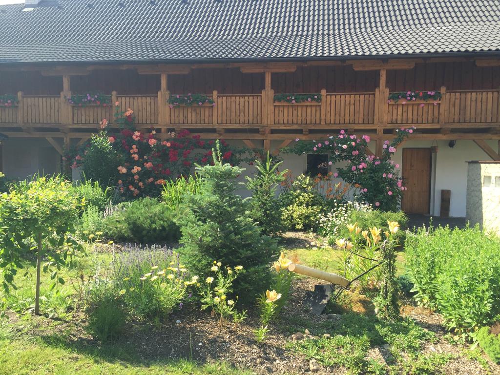 Hotel Statek 3 - Wellness & Spa Hluboká nad Vltavou Exterior foto