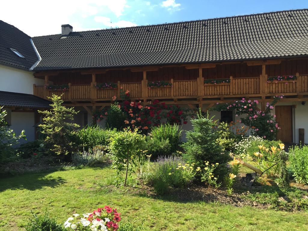 Hotel Statek 3 - Wellness & Spa Hluboká nad Vltavou Exterior foto